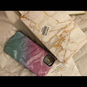 Luxy Lemon iPhone 11 Pro Max charging case